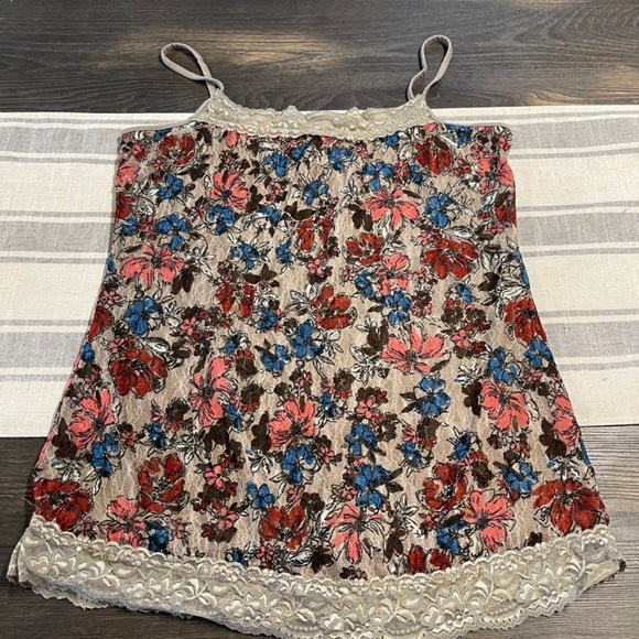 Clothing bundle - Picture 2 of 11